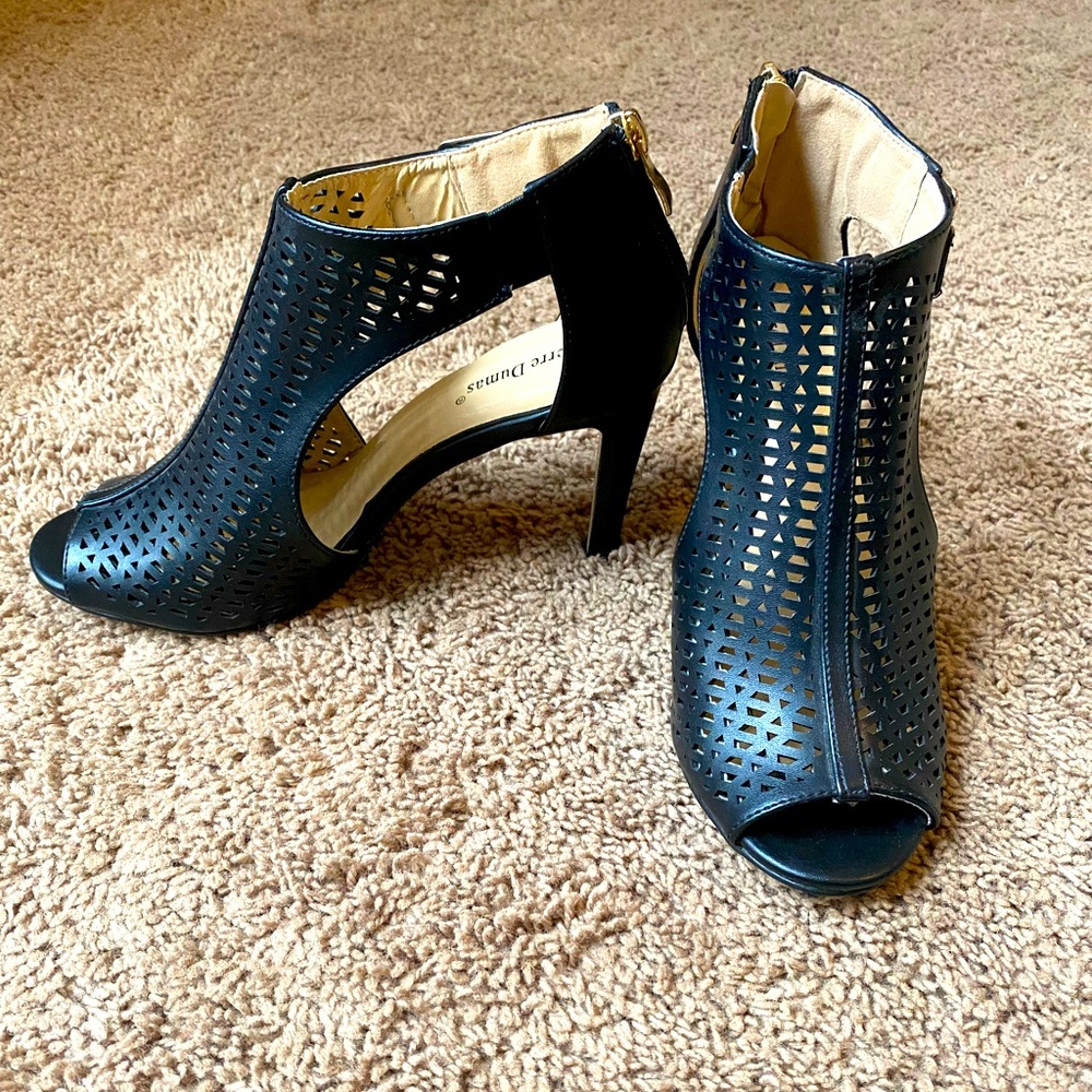 Black heels